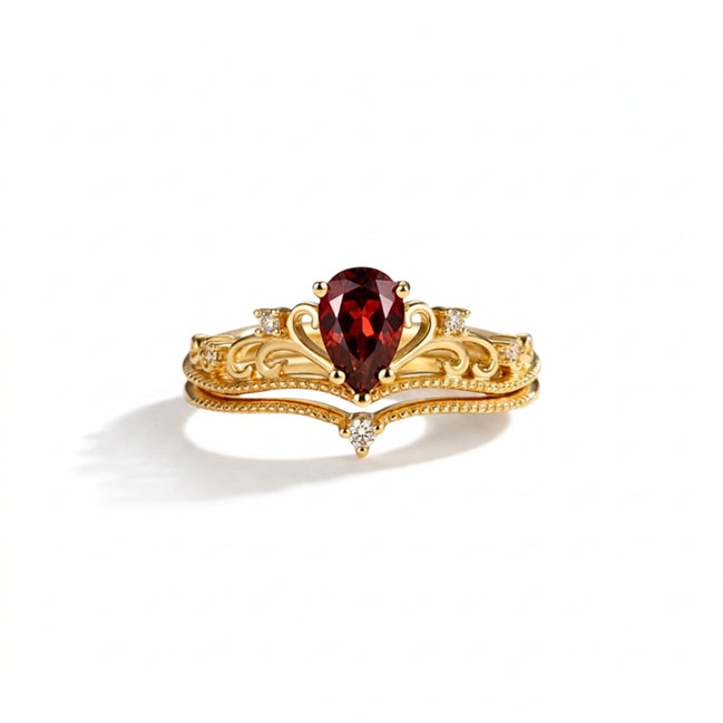 Anello Corona S925 Dorato con Granato Rosso a Goccia
