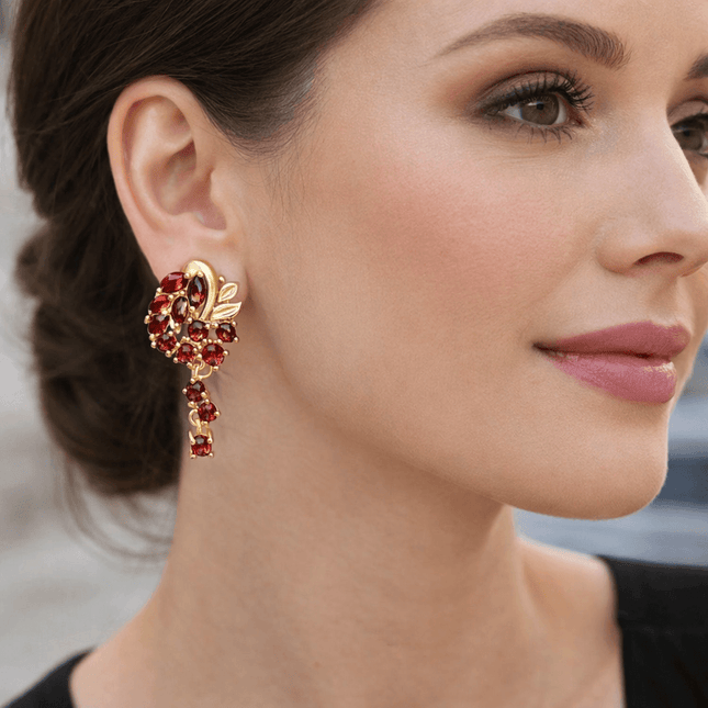 Pendientes colgantes de granate rojo