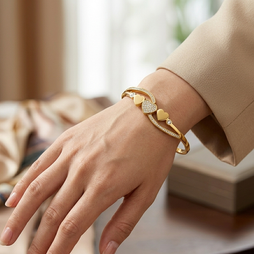 Bangle with Hearts and Crystal Pavé