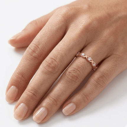 Women's Ring – 18K Gold