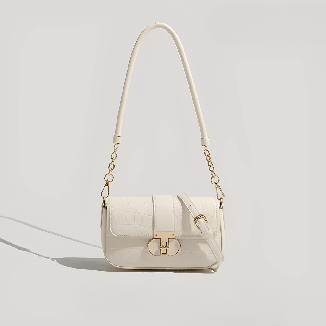 Shoulder bag trendy hip hop in soft pink with stylish croc texture, featuring a modern design and practical storage.