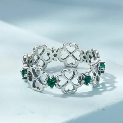 Lucky Cocktail Ring 925 Sterling Silver Zircon with green stones and floral design.