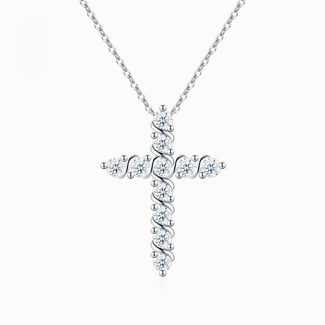 Collana con Pendente a Croce con Diamante Moissanite