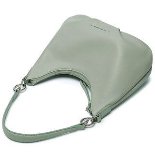 Luxury green crossbody bag for women, soft PU leather, casual satchel with wide straps, ideal for parties.