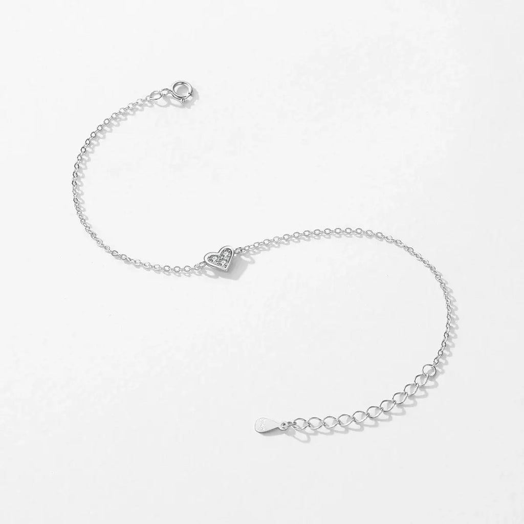 Bracelet 925 sterling silver with heart-shaped zircon accent, adjustable fit, lightweight, waterproof, and hypoallergenic.