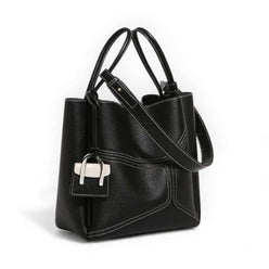 Shoulder bag with zipper pocket