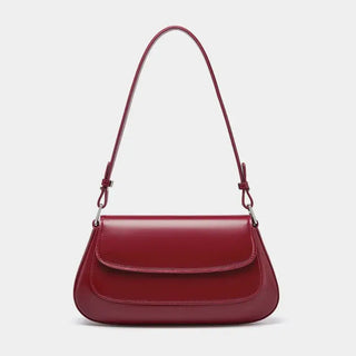 Shoulder bag leather in burgundy, solid design, crafted from premium cowhide for modern functionality.