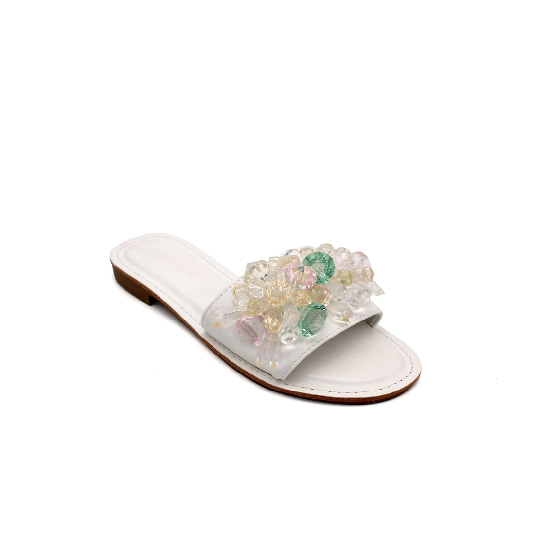 White Soraia slippers for women with decorative bead embellishments, perfect for casual wear and comfort.