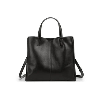 Leather handbag in black, structured and elegant design, perfect for casual and formal occasions.