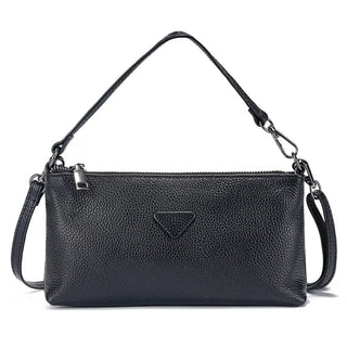 Women’s shoulder bag in black leather, featuring a sleek envelope-style design and stylish applique detail.