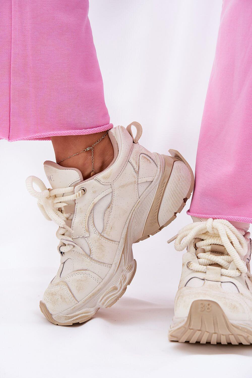  Sport Shoes model 211307 Step in style 