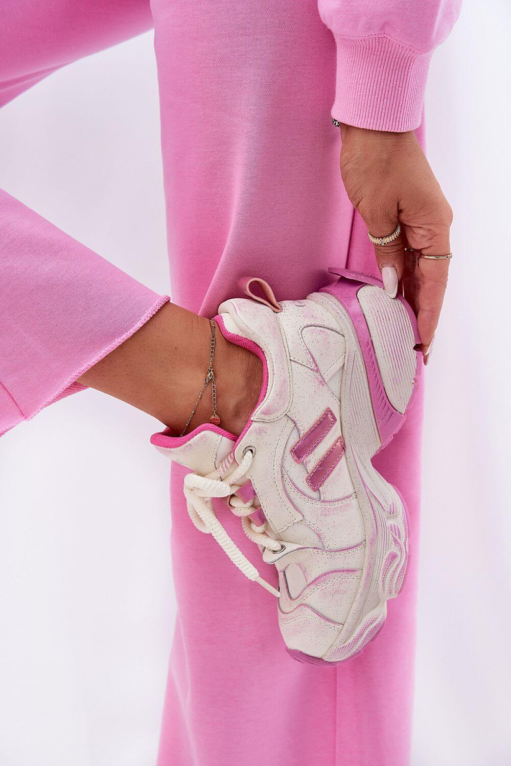  Sport Shoes model 211308 Step in style 