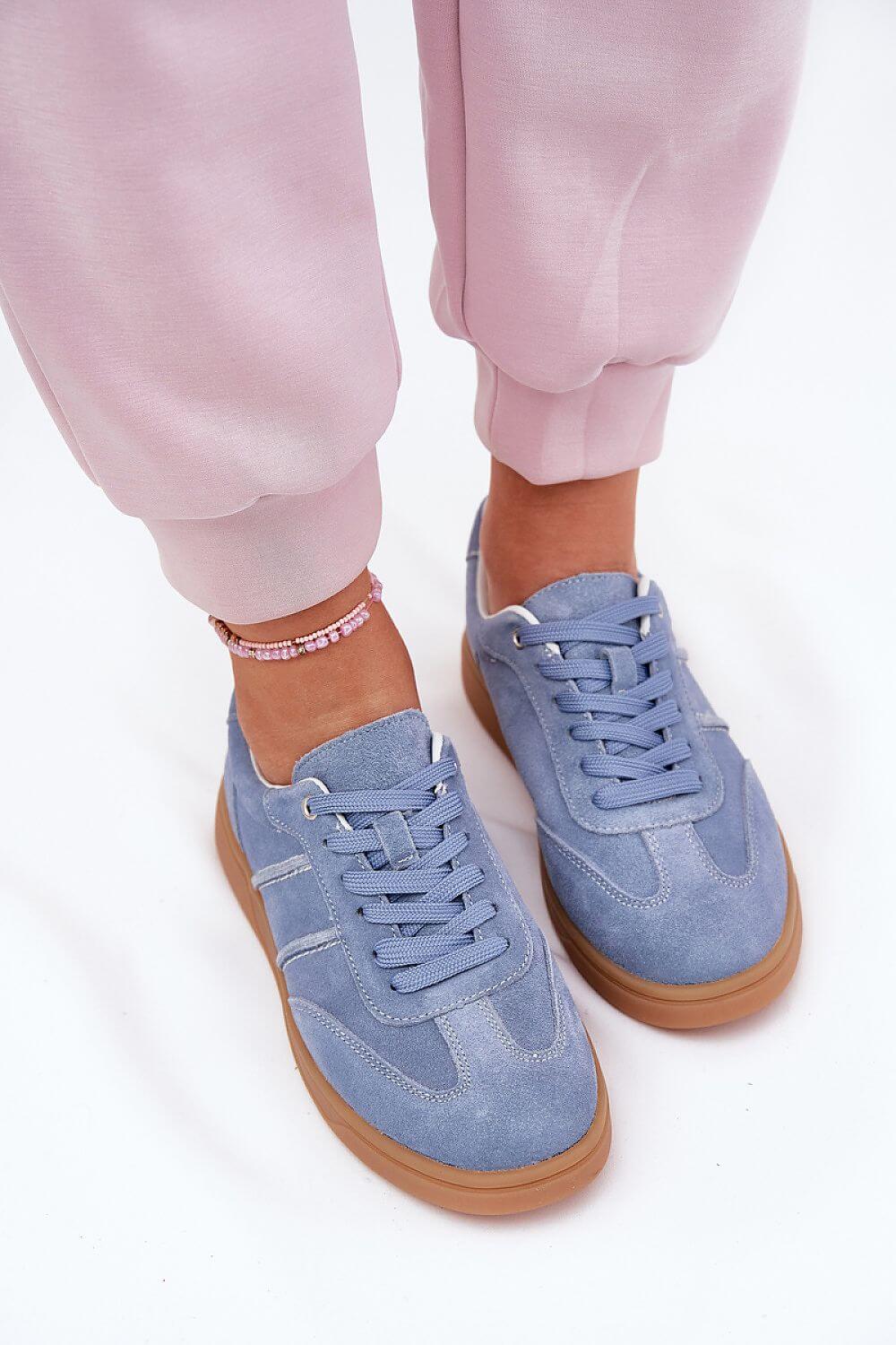 Sport shoes, blue low women's sneakers in suede, perfect fit with classic lacing and natural leather insole.
