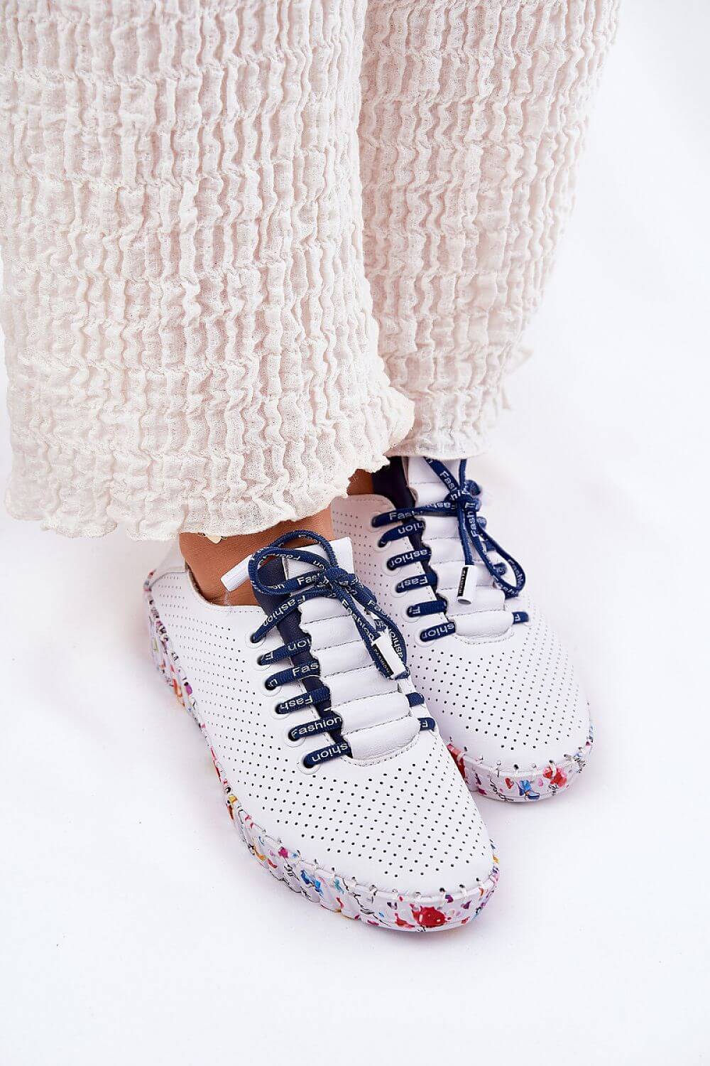  Half shoes model 212556 Step in style 