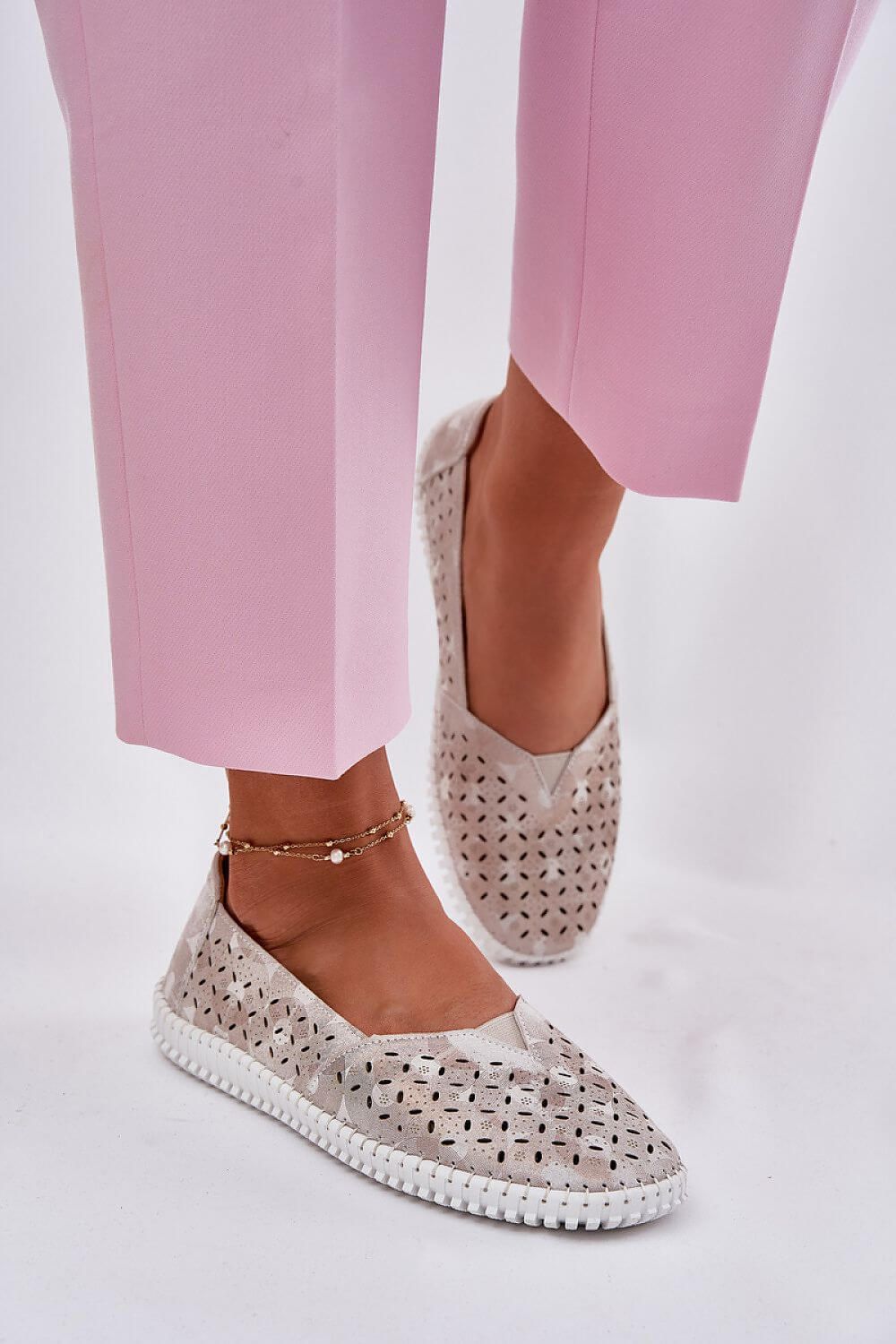  Half shoes model 215144 Step in style 