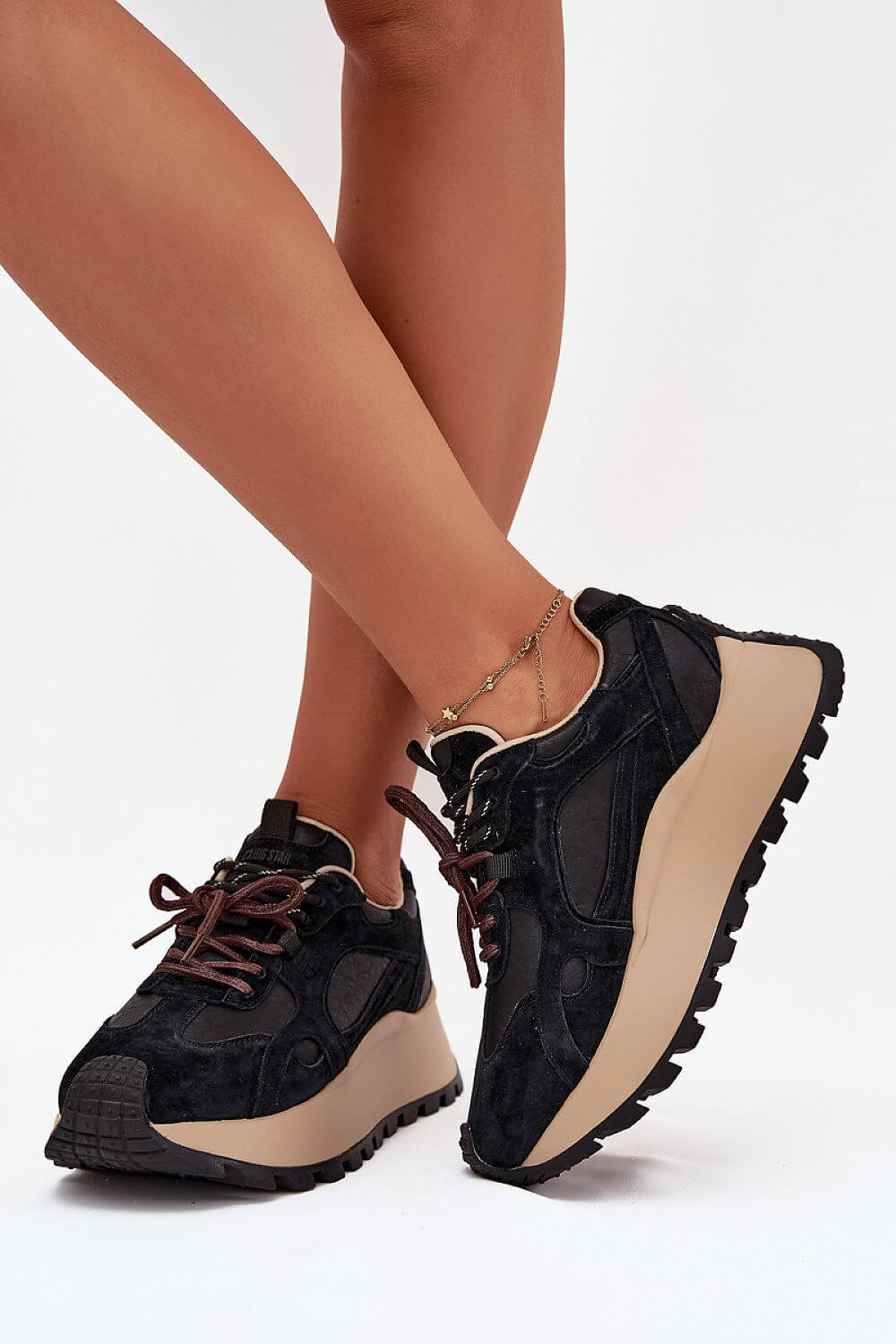  Sport Shoes model 216440 Step in style 