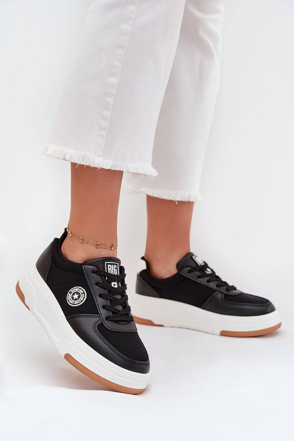  Sport Shoes model 216465 Step in style 