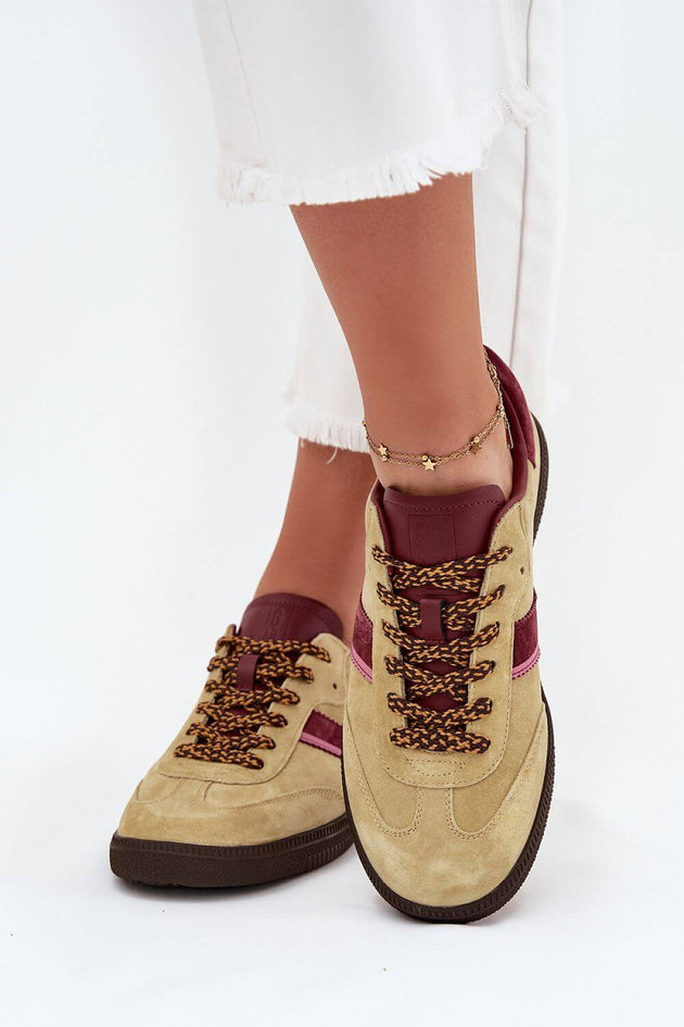  Sport Shoes model 216480 Step in style 